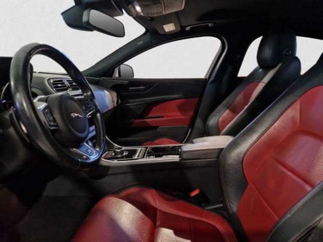 JAGUAR XE 2.0 D Turbo 180CV aut. R-Sport rif. 23349680 - Foto 8