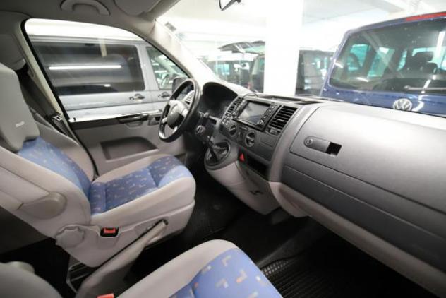 VOLKSWAGEN Caravelle 2.5 TDI/131cv PL 7Posti Full Full rif. 24140031 - Foto 8
