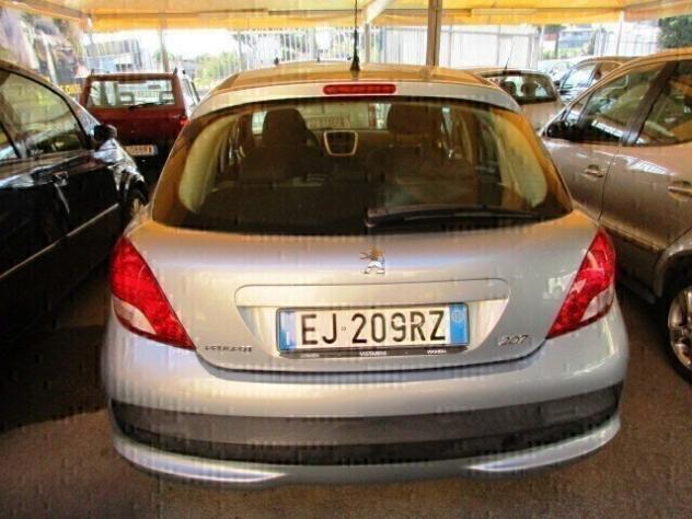 Peugeot 207 1.4 HDi 70CV 5p. Allure - Foto 5