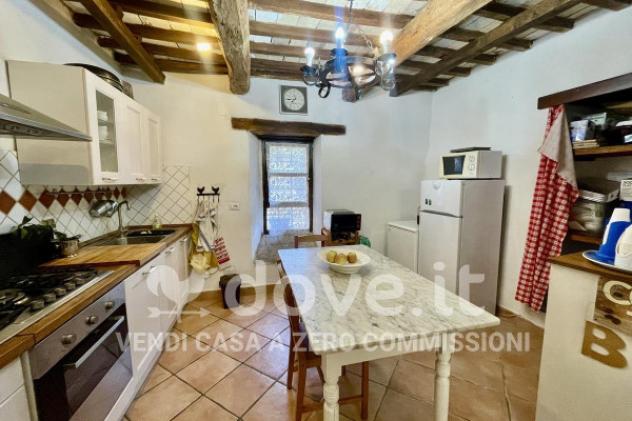 Palazzo / Stabile di 560 m² con più di 5 locali in vendita a Piegaro - Foto 8