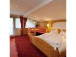 Hotel Hirzer