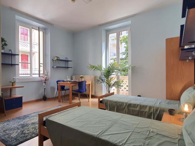 Bed in Shared bedroom - Via Barrili (FEMALE Students only) - Apt. with one single bedroom + one shared bedroom - Foto 7