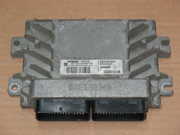 S110140200A ECU RENAULT CLIO MODUS EMS3132 S110140200A 8200323683 8200272406