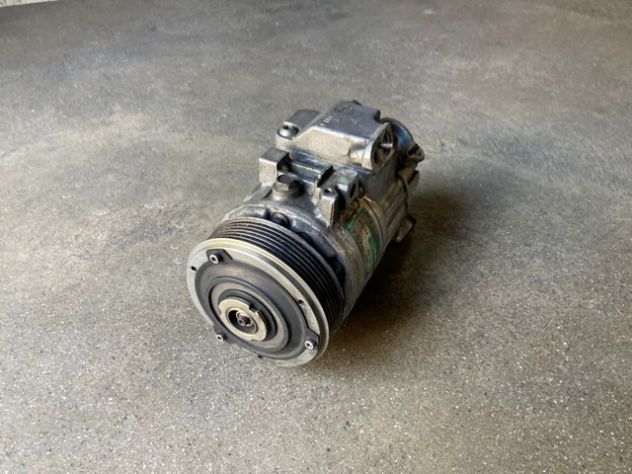 Compressore climatizzatore Volkswagen Polo 1.4 16v del 2006 (6Q0820803R) - Foto 2