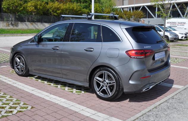 Mercedes-benz B 180 d Automatic Premium AMG - Foto 4