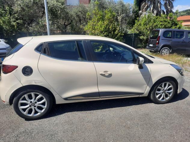 Renault Clio dCi 8V 90CV EDC Start&Stop 5 porte Energy Zen - Foto 8