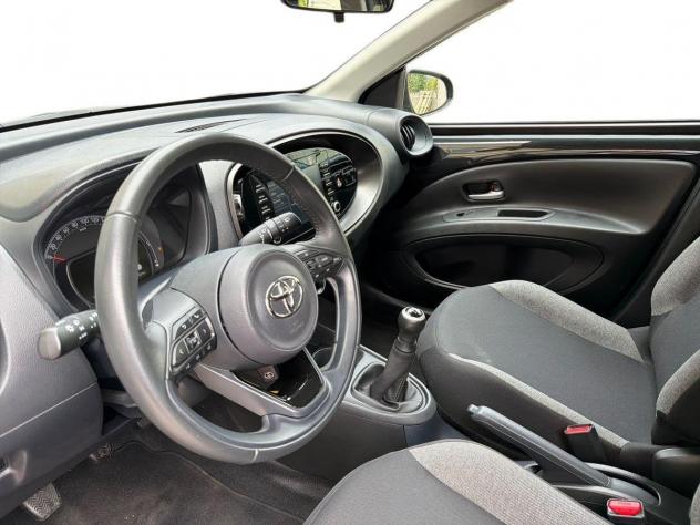 Toyota Aygo X 1.0B (72 CV) Active - Foto 7