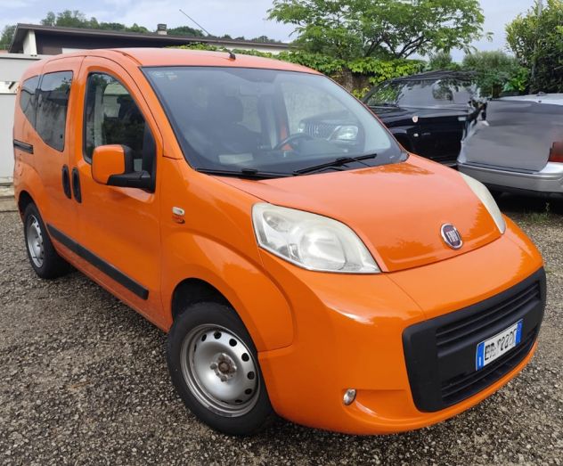 FIAT QUBO 1.4 BENZINA-METANO - 5 POSTI - Foto 2