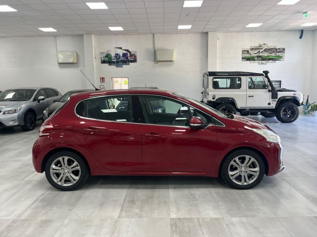 Peugeot 208 5p 1.6 e-hdi - Foto 4