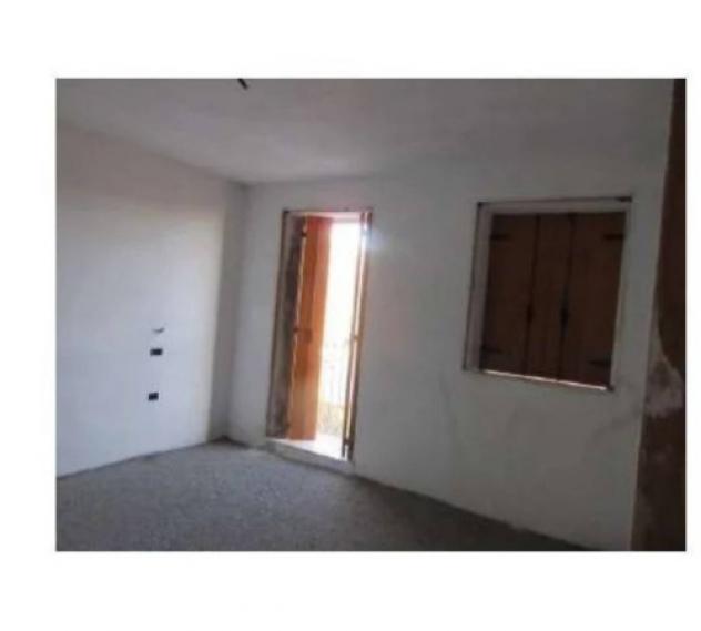 Immobile in asta di 481 m², box auto in vendita a Lusiana Conco - Foto 8