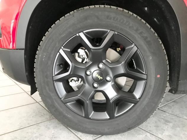 Jeep Avenger 1.2 Turbo 145 CV MHEV 4xe Upland - Foto 8