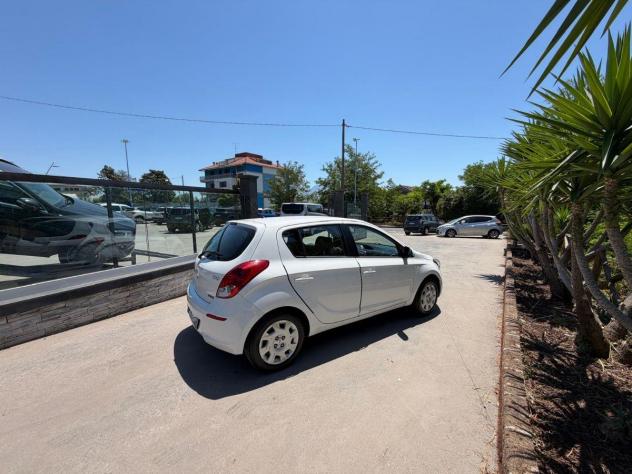 HYUNDAI - i20 - 1.1 CRDi 5p. Sound Edition - Foto 4