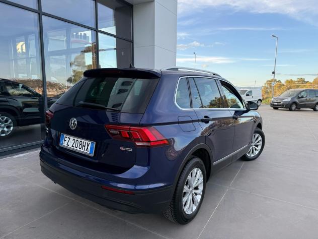 Volkswagen Tiguan 2.0 TDI SCR DSG 4MOTION Business BMT - Foto 4