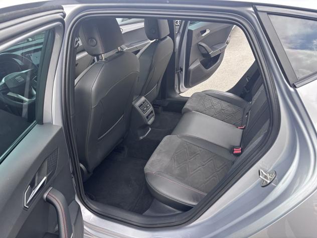 SEAT Leon 1.5 TGI 96KW FR DSG Metano - Foto 10