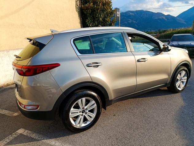Kia Sportage 1.7 CRDI 115cv 2WD Active CON 12 MESI DI GARANZIA - Foto 10