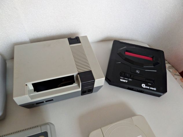 Case / Plastiche console Famicloni vintage vari - Foto 3