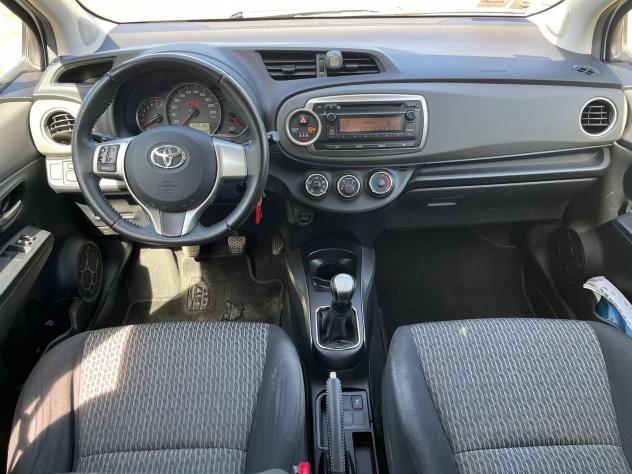 Toyota Yaris 1.0 Lounge - Foto 9