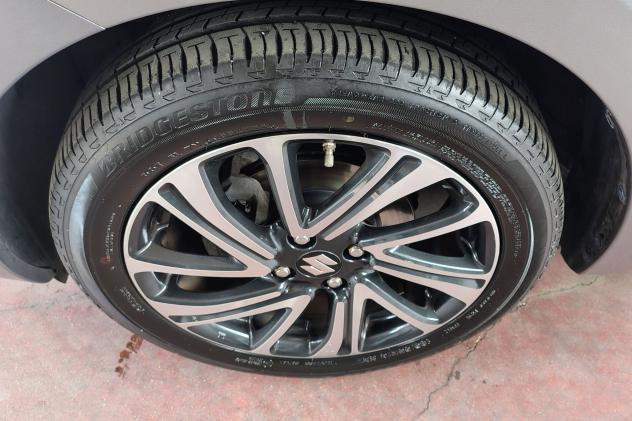 Suzuki Swift Hybrid 1.2 Hybrid Top 2WD - Foto 9