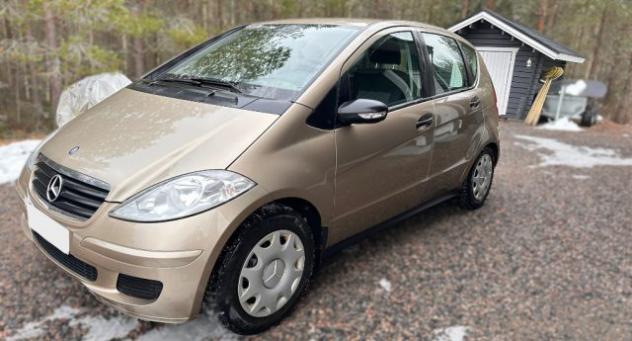 MERCEDES-BENZ A 160 APERTI AD AGOSTO rif. 24021663
