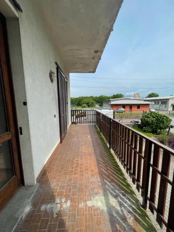 appartamento trilocale con terrazzino box e cantina, libero da luglio 2024 - Foto 12