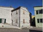 Vendesi Casetta a Schiera in Zona Panoramica e Tranquilla, Vicino a Cà Gallo