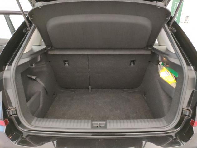 Škoda Kamiq 1.0 TSI 70KW BLACK DOTS - Foto 9