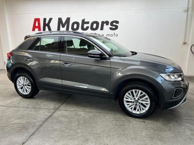 VOLKSWAGEN T-Roc 1.5 TSI ACT DSG Life rif. 24016789 - Foto 2