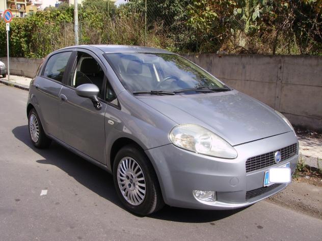 Fiat Grande Punto 1.3 MJT 75 CV 5 porte Dynamic - Foto 2