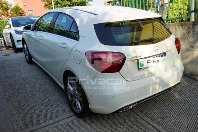Mercedes-Benz Classe A A 180 d Automatic Sport - Foto 6