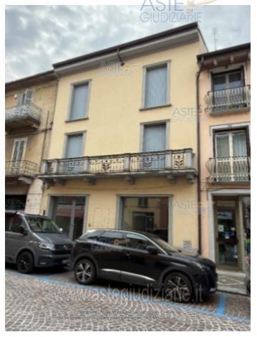 IMMOBILI-IMMOBILE COMMERCIALE-Corso Giacomo Matteotti, 9