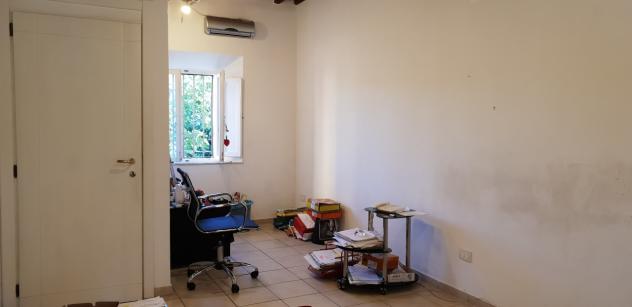 1 Vetrina in affitto a Siena - Foto 2