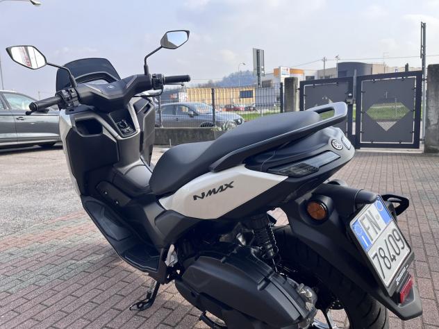 Yamaha Nmax 125 pochi km anche patente B - Foto 7