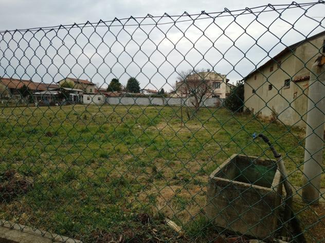 Borgo d' ALe - terreno edificabile
in zona centrale, terreno edificabile di 1400 mq, Rapporto di copertura 45%; Indice fondiario 0,90 mc/mq; Piani fuo - Foto 4