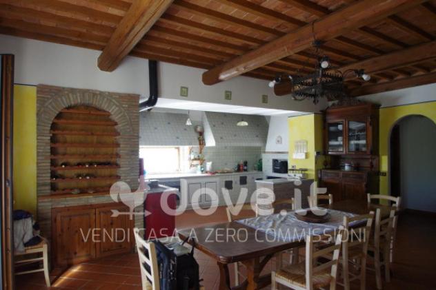 Rustico / Casale di 285 m² con più di 5 locali in vendita a Montepulciano - Foto 16