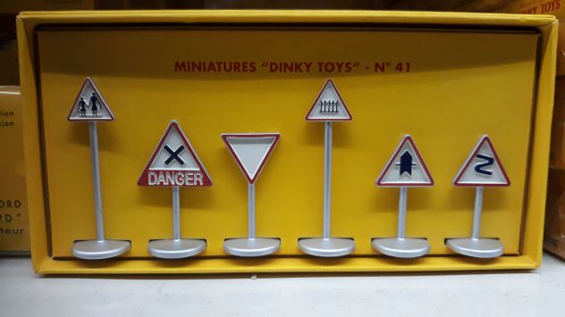 DINKY TOYS - Foto 10