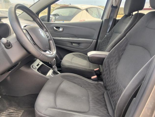 Renault Captur dCi 2019 - UNI PROP - Foto 6