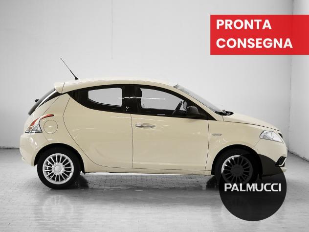 Lancia Ypsilon 1.2 69cv Gold - Foto 5