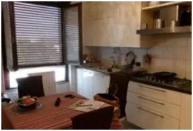 Immobile in asta di 100 m², box auto in vendita a Agrate Brianza - Foto 5