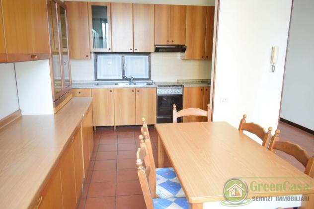 APPARTAMENTO di 3 vani e di 100 mq (CAVENAGO DI BRIANZA) rif. IGC 3 LOCALI 100 POSTA - Foto 9