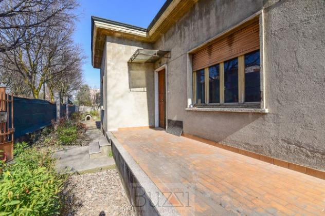Villa di 160 m² con 3 locali e box auto in vendita a Seregno - Foto 3