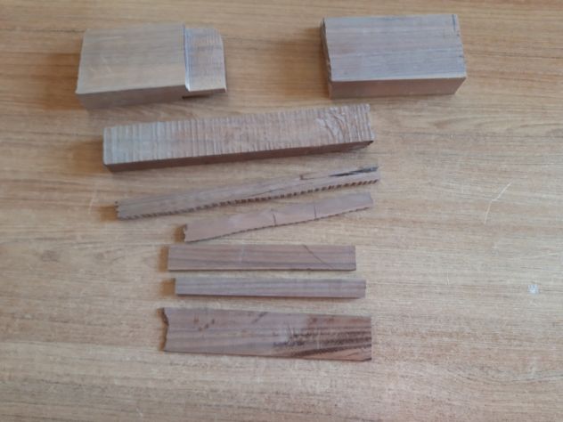 Legno Noce Africano