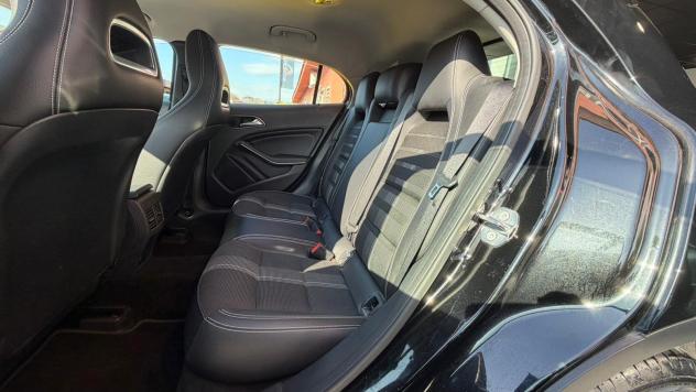 Mercedes-Benz GLA RATA MENSILE 359,00 EURO 200 d Automatic 4MATIC Sport - Foto 8