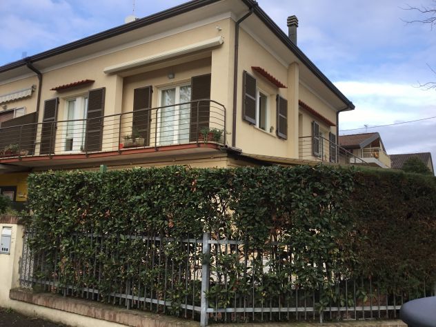 Riccione Appartamento con giardino Estivo 2026