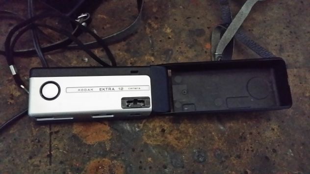 Stock videocamere e fotocamere VINTAGE e moderne. - Foto 9