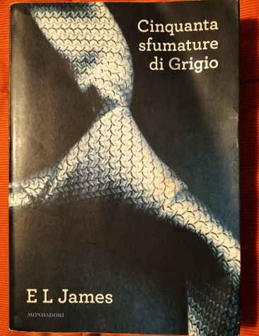 50 sfumature di grigio Libro di E.L. James