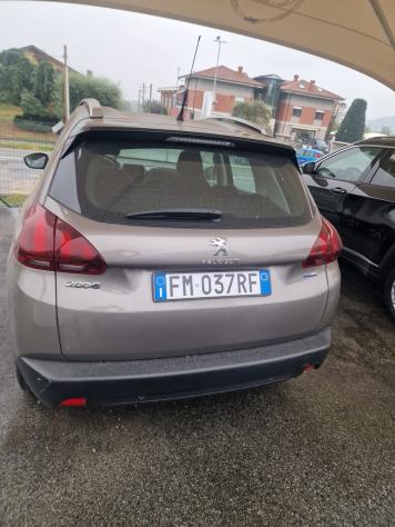 Peugeot 2008 - Foto 2