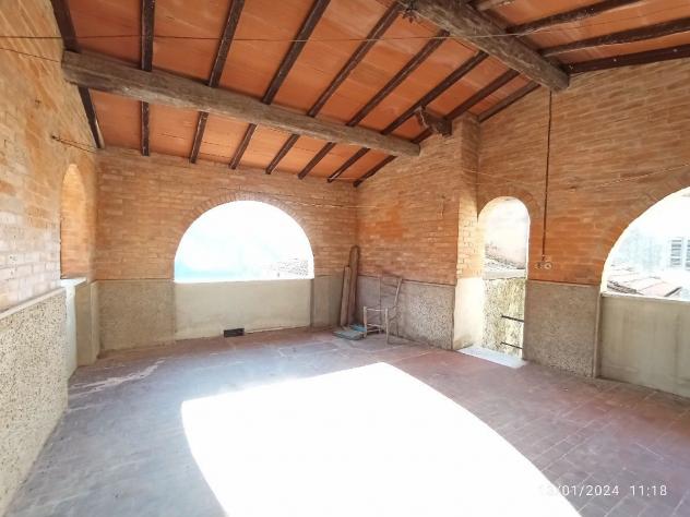 CASA SEMI INDIPENDENTE di 8 vani e di 120 mq (CAMAIORE) rif. 093 - Foto 8