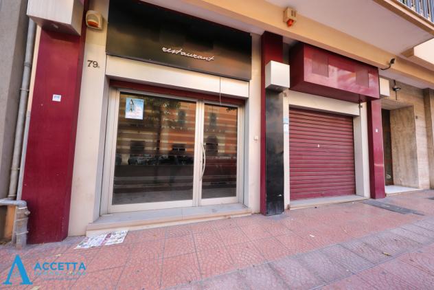 2 Vetrine in affitto a Taranto
