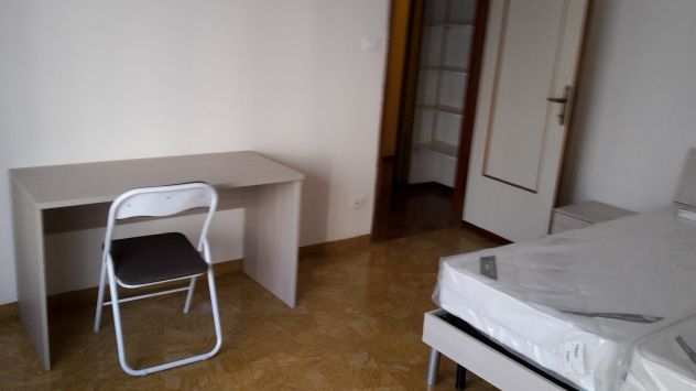 AFFITTASI stanza matrimoniale ad uso singolo in Zona Murri euro 500 - Foto 2