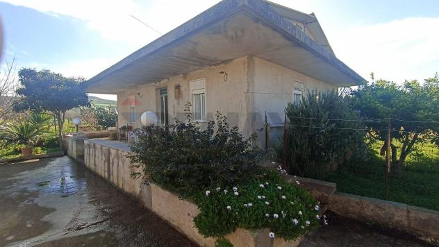 casa indipendente in vendita a Comiso